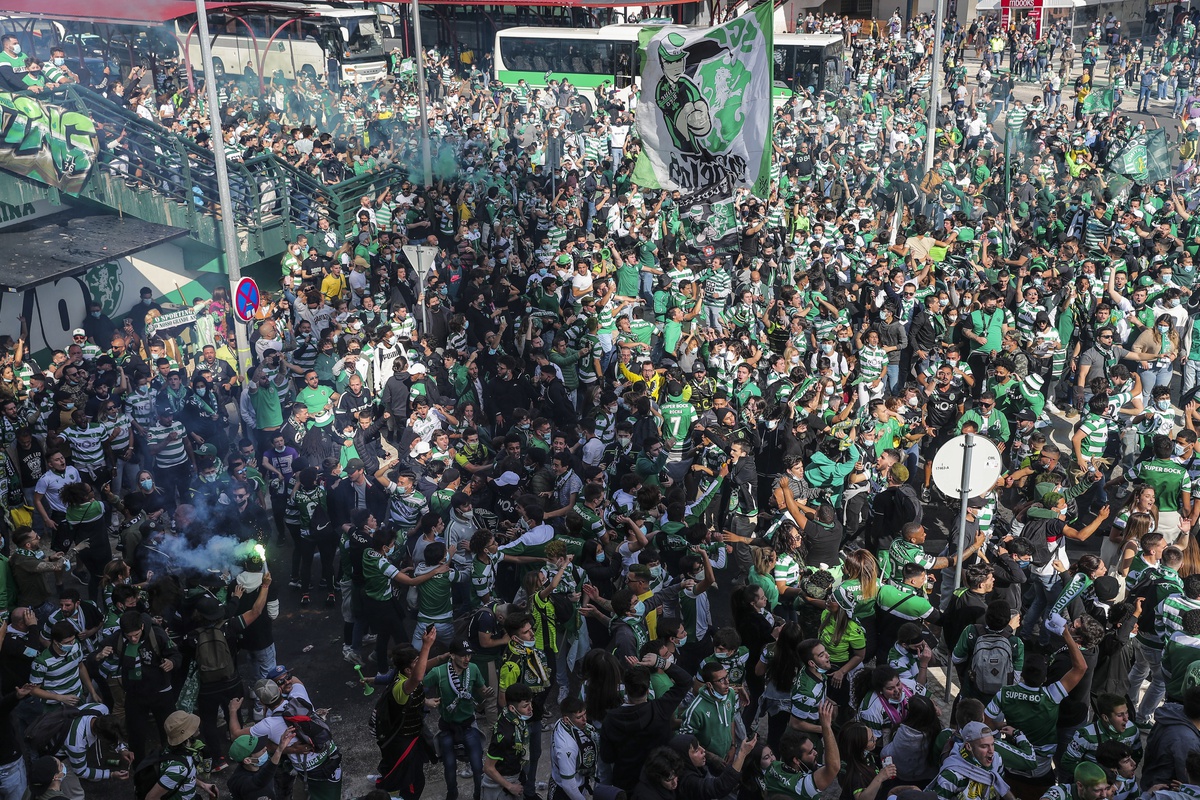 Adeptos do Sporting poderão licitar as camisolas dos jogadores