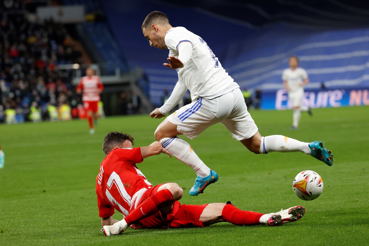 Ex-Benfica marca e Valência avança para a próxima fase da Taça do Rei