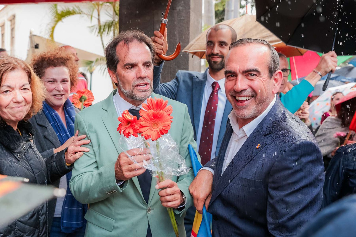 Miguel Albuquerque juntou-se à arruada da coligação 'Madeira Primeiro'.