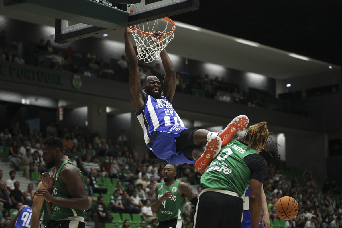 Basquetebol: Sporting vence FC Porto no Dragão