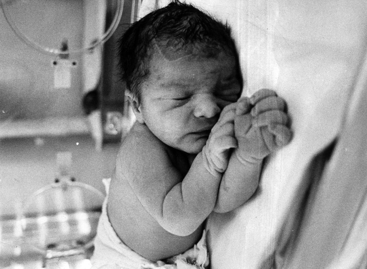 O bebé era Carlos Saleiro que se tornou mais tarde...