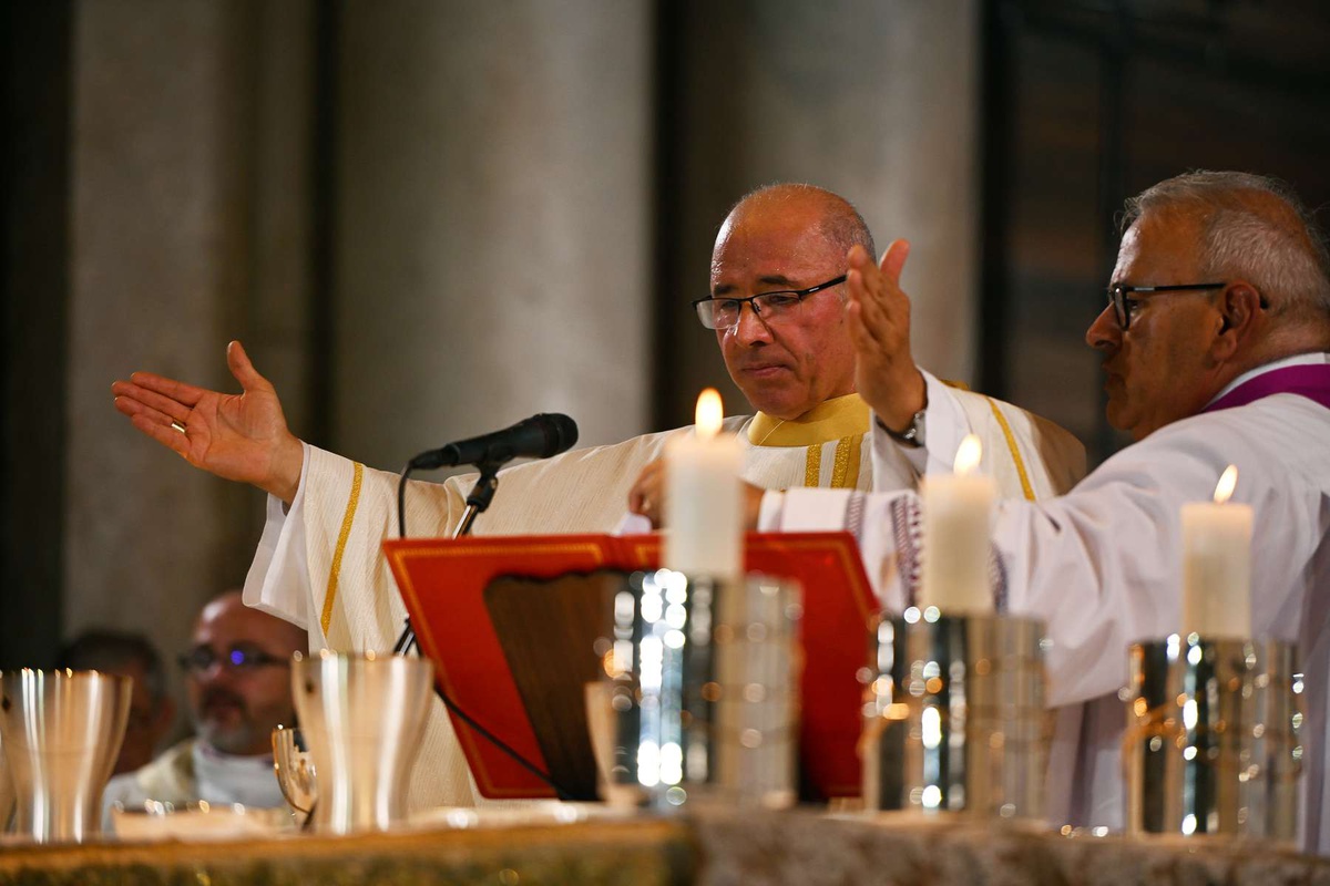 Papa Francisco defende compromisso com imigrantes e pobres