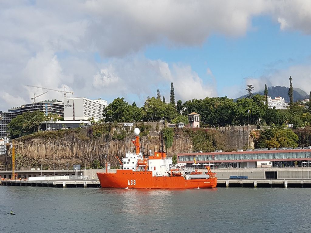 Foto de uma anterior escala no Funchal, atracado no Cais Norte.&nbsp; &nbsp;Foto DR/APRAM