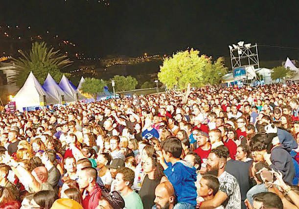 Cerca de 15 mil pessoas assistiram ao concerto que os 'Xutos &amp; Pontapés' deram na Semana do Mar do Porto Moniz, no Verão de 2017.