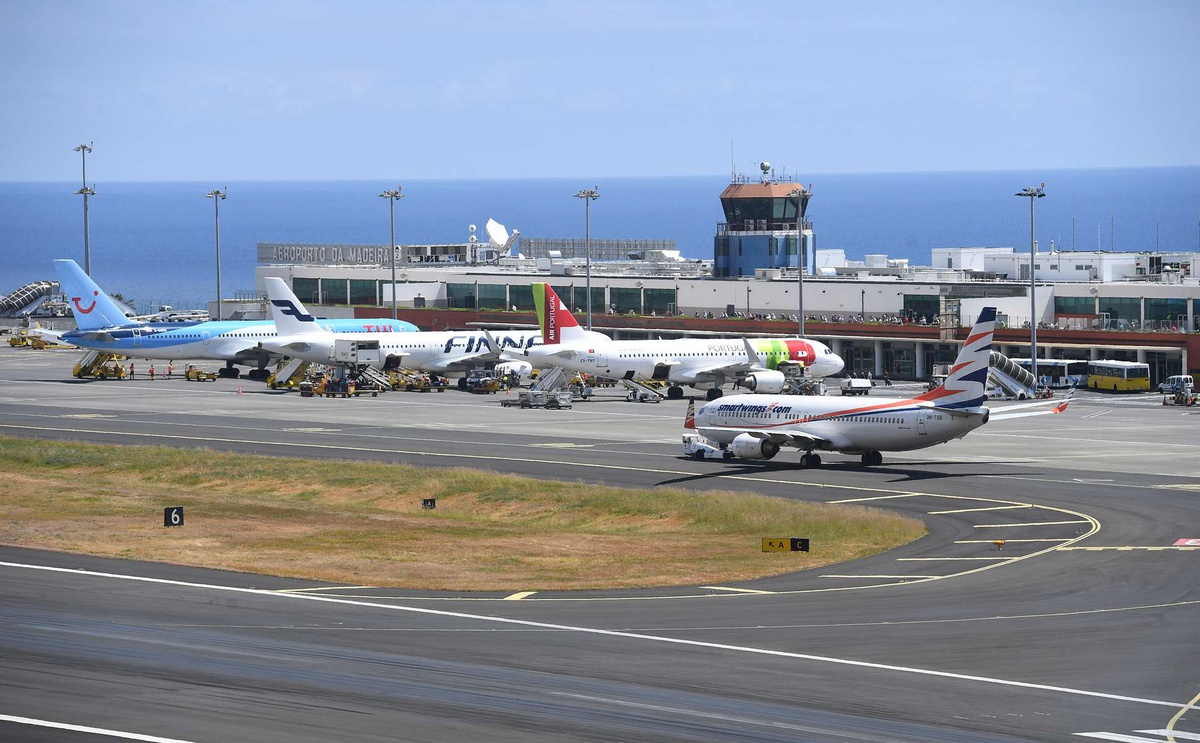 Há uma oferta de 222 mil lugares neste mês de Junho. Foto Hélder Santos/ASPRESS