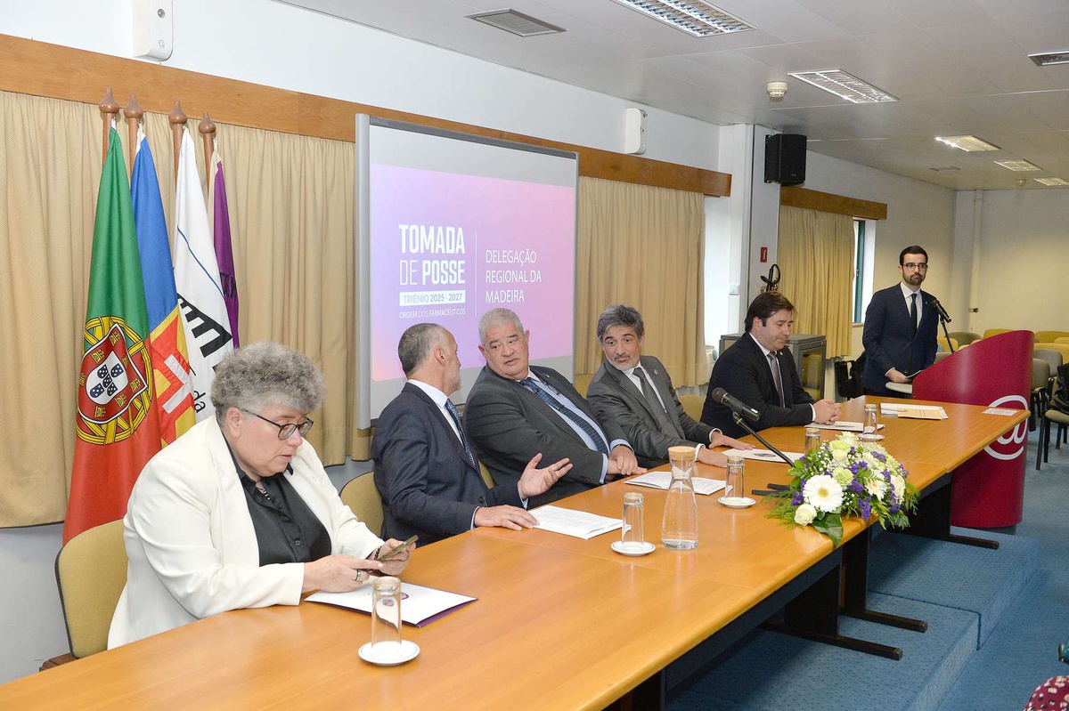 Cerimónia da tomada de posse da representante regional da Ordem dos Farmacêuticos
