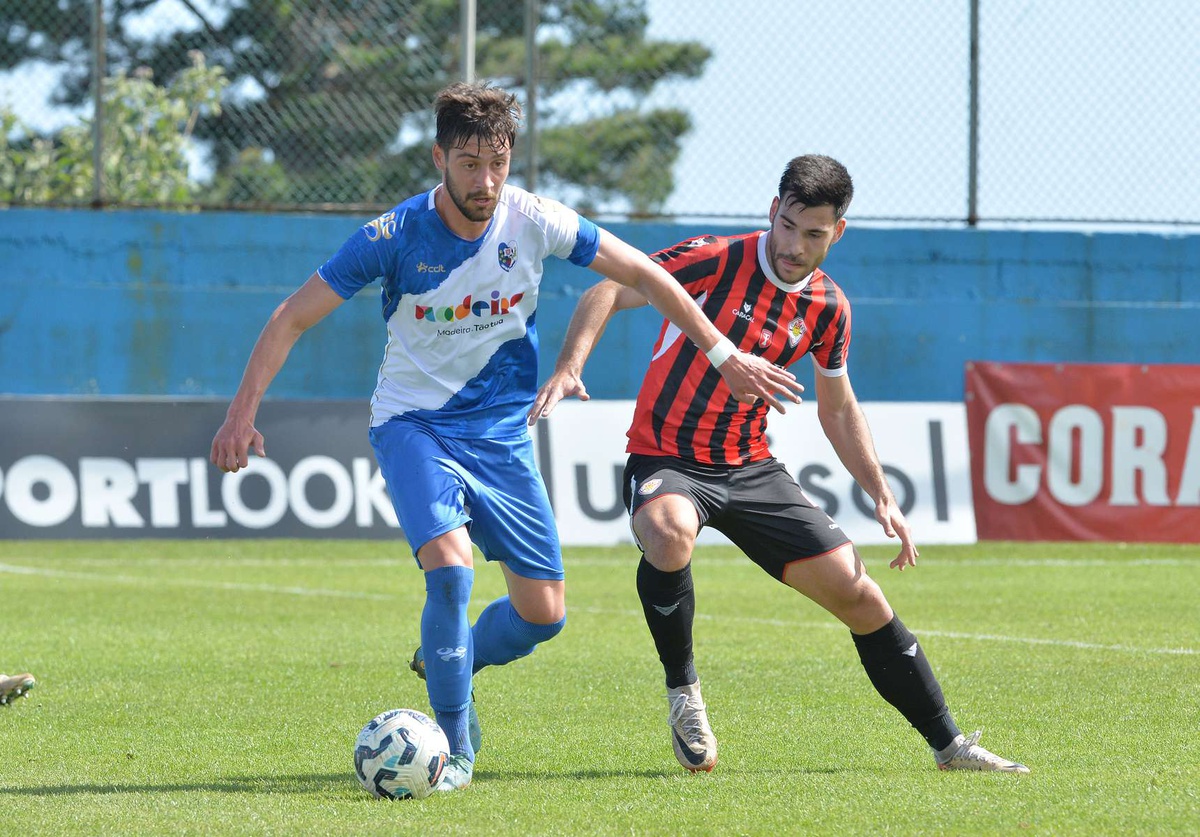 Foi frente ao União de Lamas que a 'Camacha' garantiu, na jornada da semana passada, a permanência no Campeonato de Portugal.&nbsp;