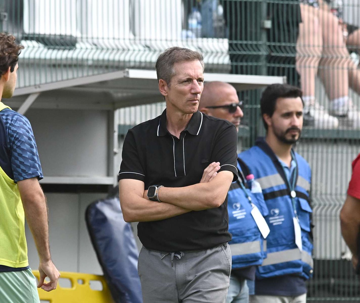 Em quatro jogos, a equipa marcou apenas três golos e sofreu 11.