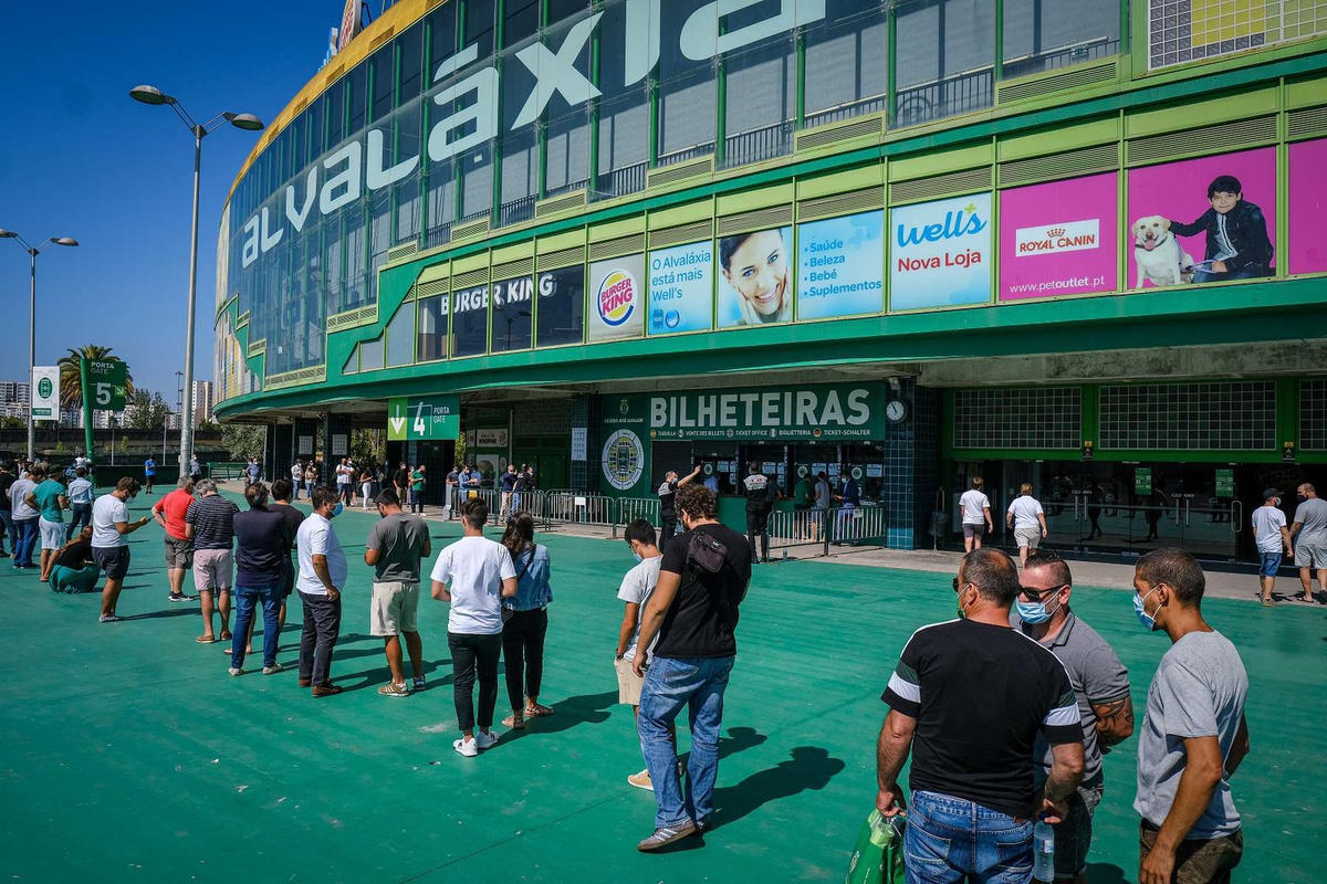 Liga de clubes estabelece parceria para aumentar número de famílias nos  estádios