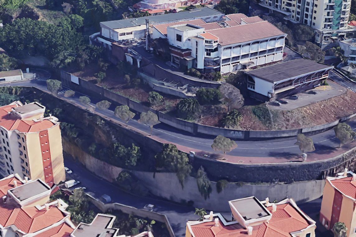 A queda aconteceu na zona junto à curva da Estrada Monumental.&nbsp; Foto Google Earth