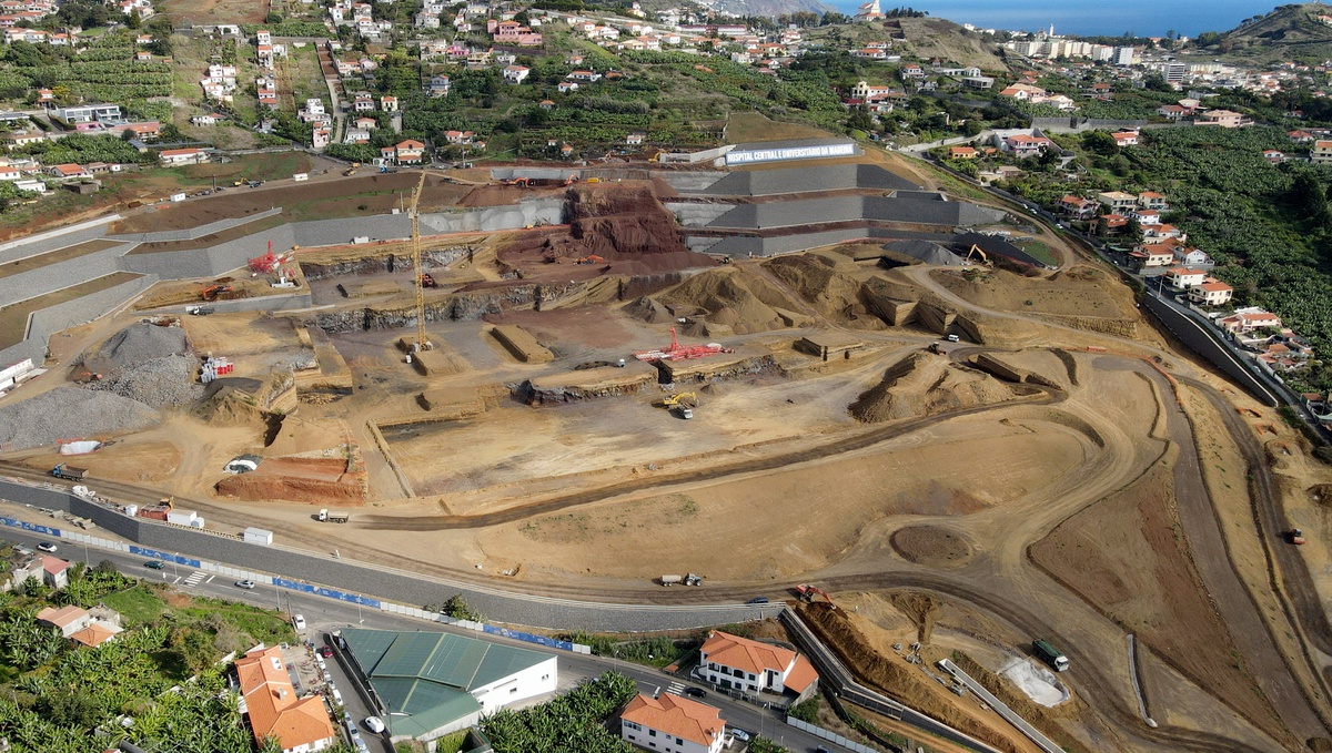 Estado vai assegurar a outra 'metade' do investimento no novo hospital.