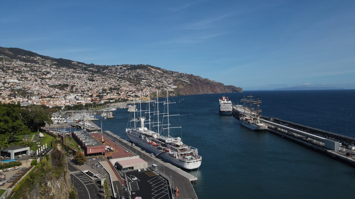 António Trindade é contra a ampliação do Molhe da Pontinha