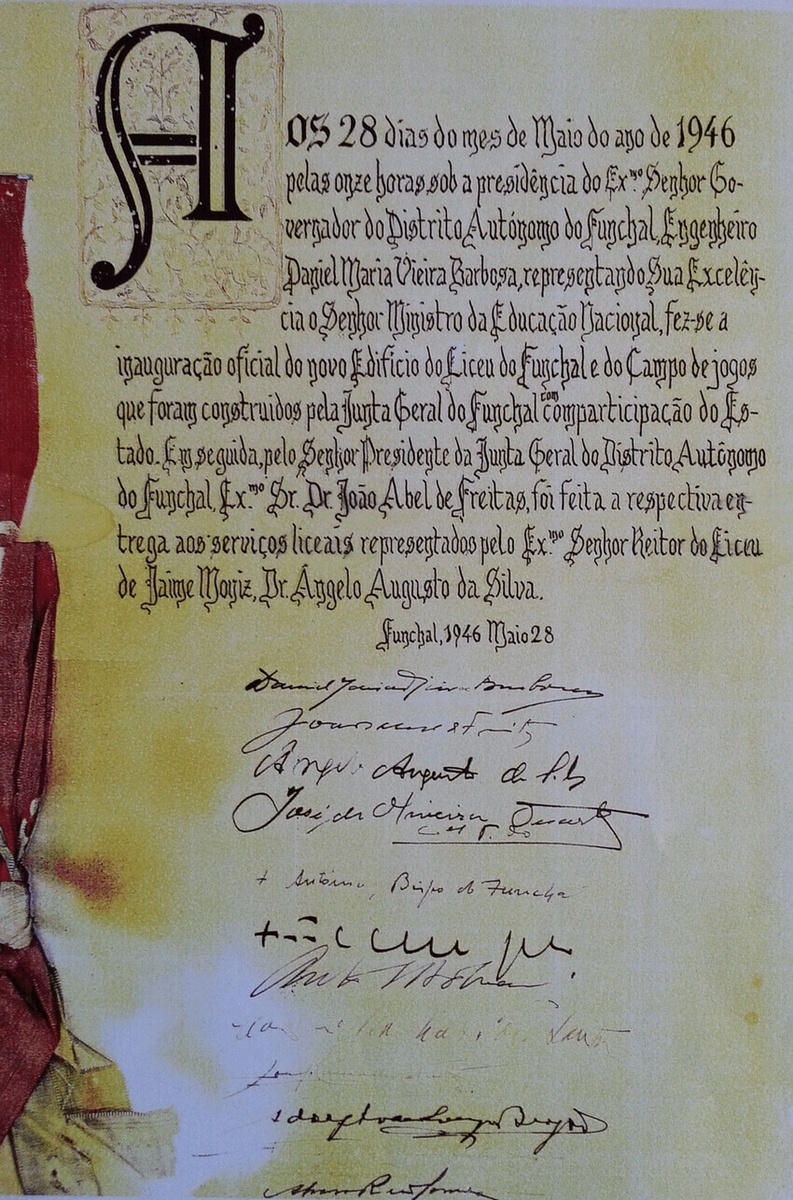 'Diploma' da inauguração do novo Liceu