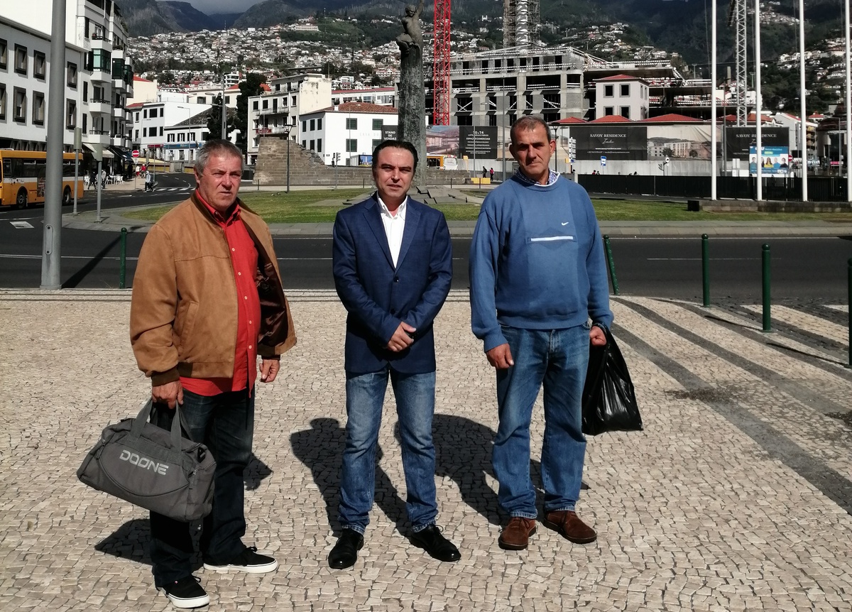 O PPM "é o único partido que defende a vinda do ferry com ligações à ilha de Porto Santo.