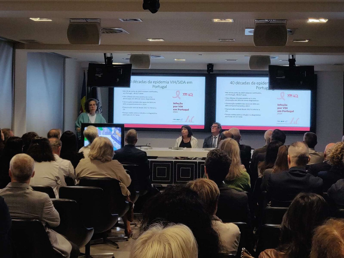 A infecciologista Nancy Faria foi quem abordou os resultados relativos ao VIH.