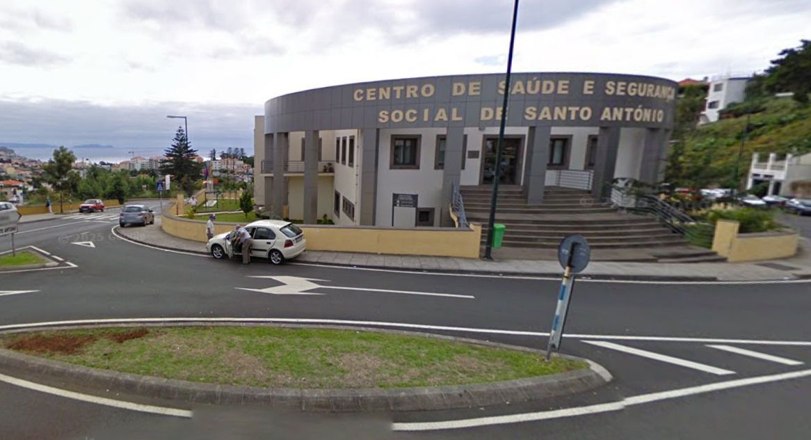 Uma enfermeira a exercer no Centro de Saúde de Santo António diz não ter, em 13 anos de profissão, encontrado pais que recussem fazer o rastreio.&nbsp;