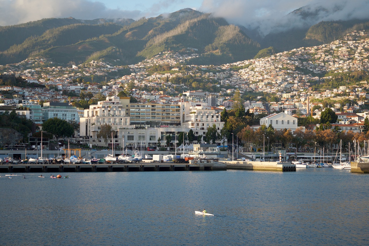 Actuais empresários terão direito de preferência nos próximos concursos de exploração dos espaços comerciais&nbsp;