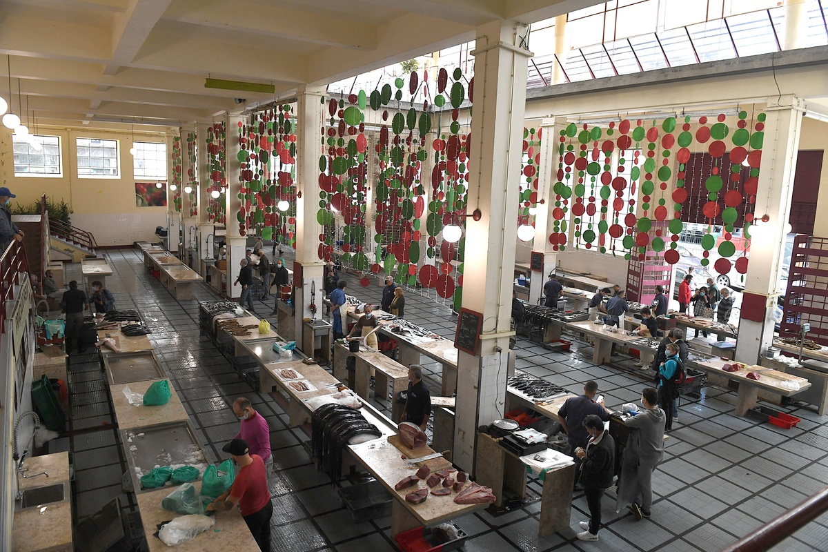 Além de peixe fresco haverá congelado à venda. Foto Rui Silva/ASPRESS