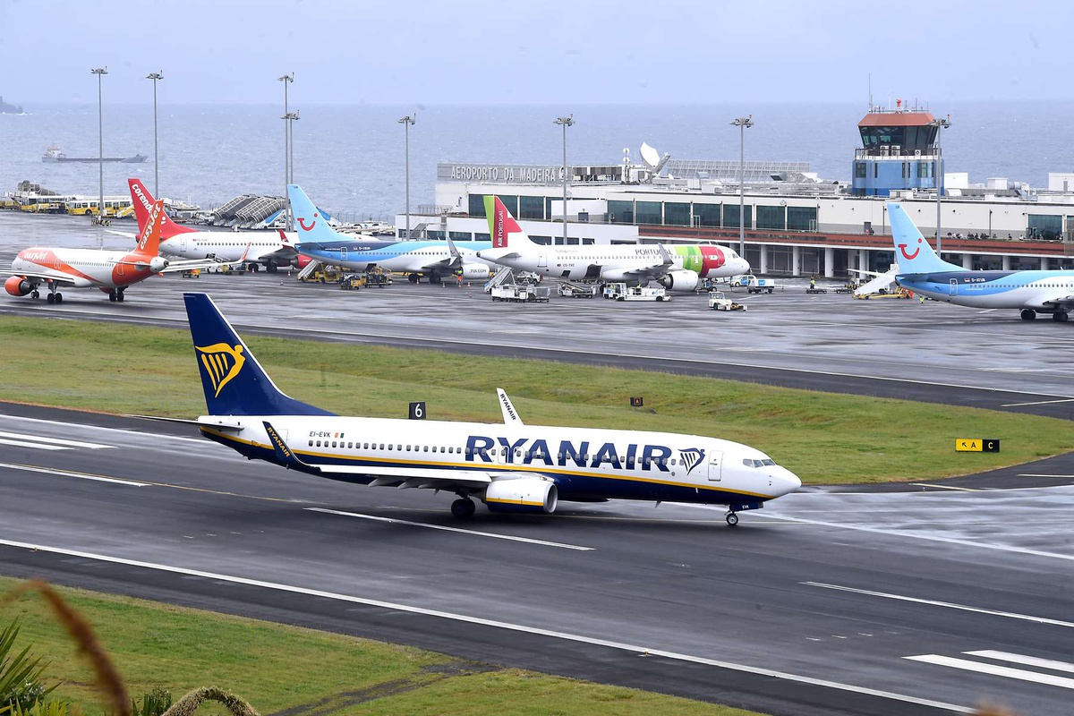 A companhia irlandesa Ryanair iniciou a sua operação na Madeira em Março de 2022, quase 20 anos depois de ter chegado a Portugal (2003).