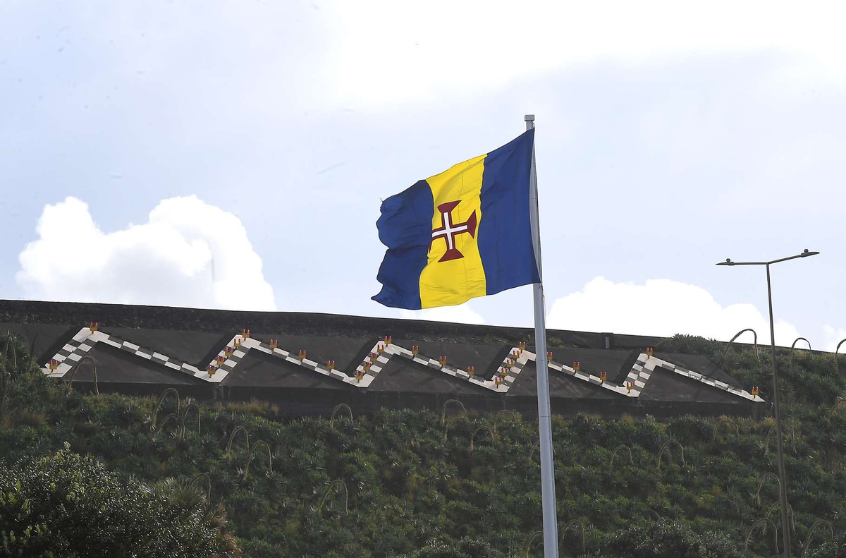 Operações no Aeroporto da Madeira poderão sofrer constrangimentos ao longo do dia.