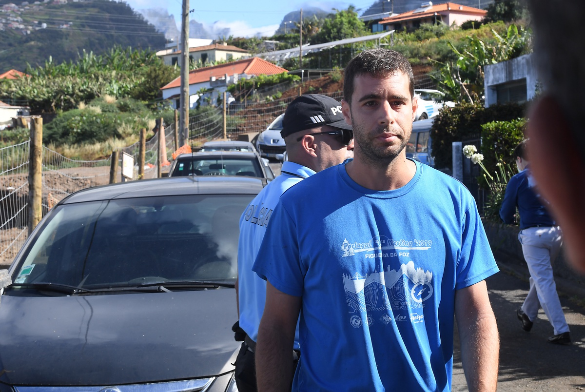 Um dos moradores na parcela 118 do terreno do novo Hospital