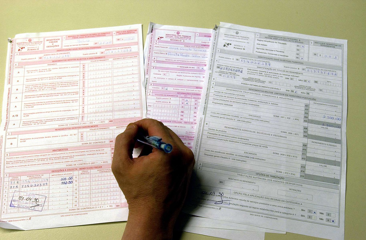 Actualmente todas as declarações de IRS são entregues por via digital, sendo que as submissão de declarações automáticas pelos contribuintes madeirenses supera já a submissão manual.&nbsp;