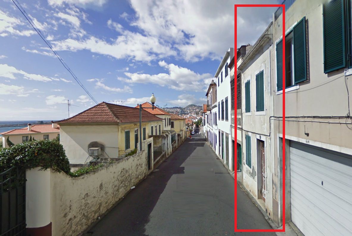 The building at 91 Rua Bela de São Tiago is on the provisional list.