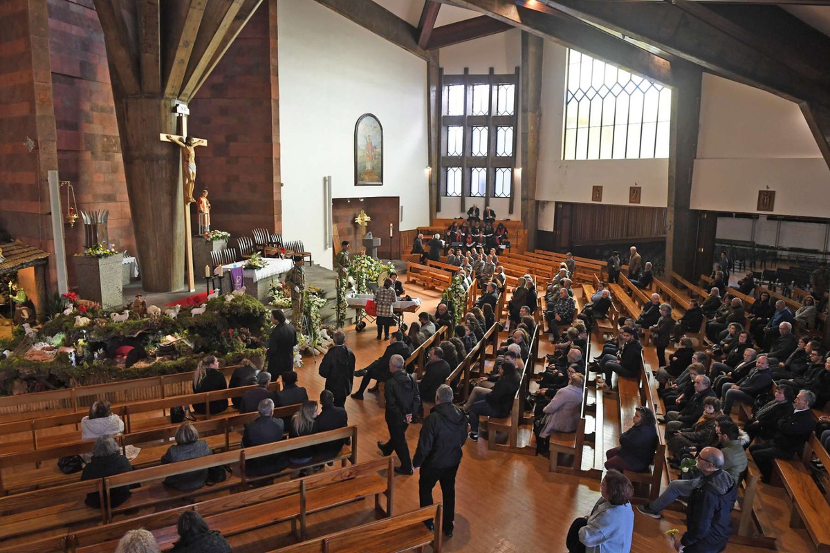 Imagem registada antes do início da cerimónia fúnebre.