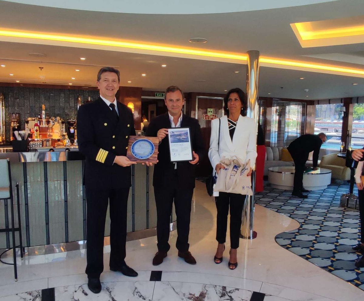 Rui Barreto foi recebido pelo comandante do 'World Traveler'.