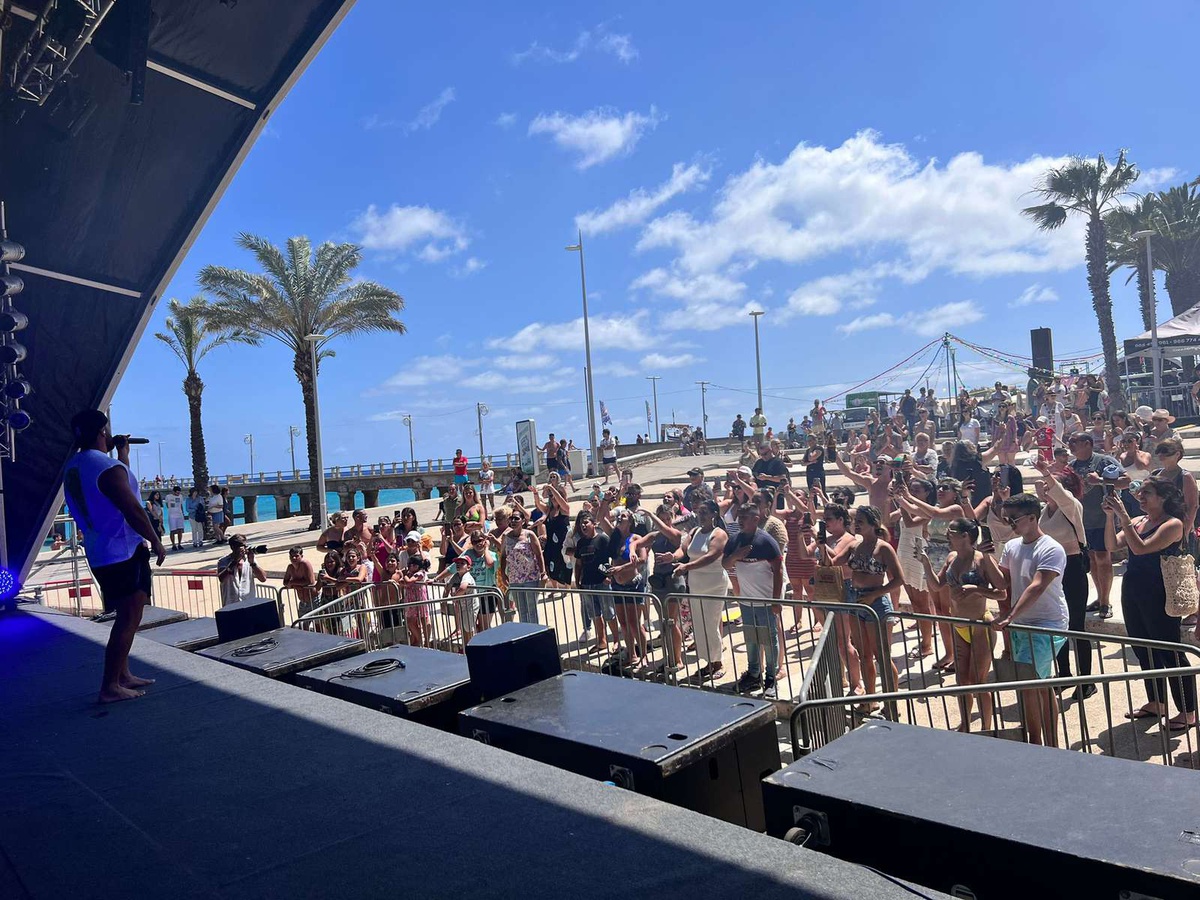 Já durante a tarde muitos eram aqueles que afinavam as gargantas para o concerto de Nininho Vaz Maia.