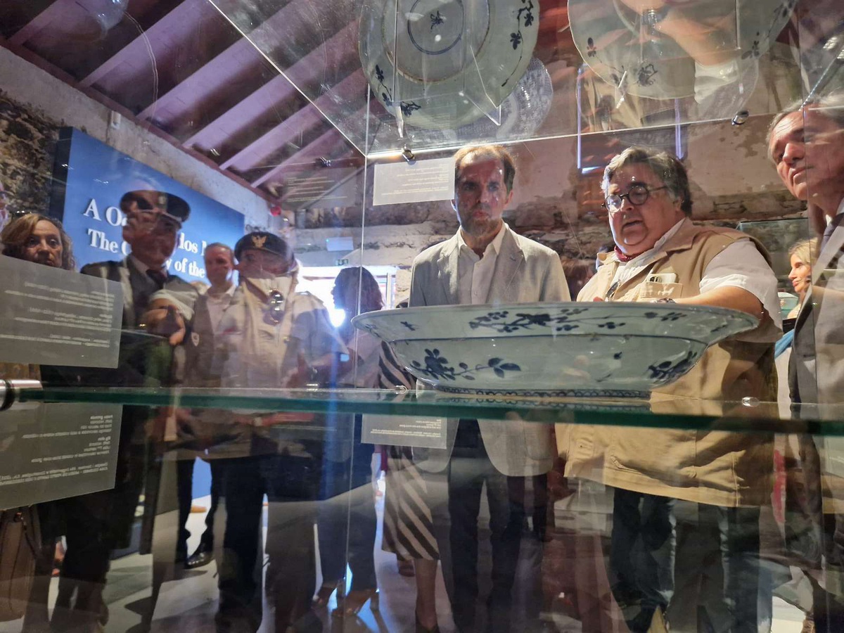 Miguel Albuquerque visitou o espaço acompanhado de diversas figuras, entre as quais Francisco Clode.