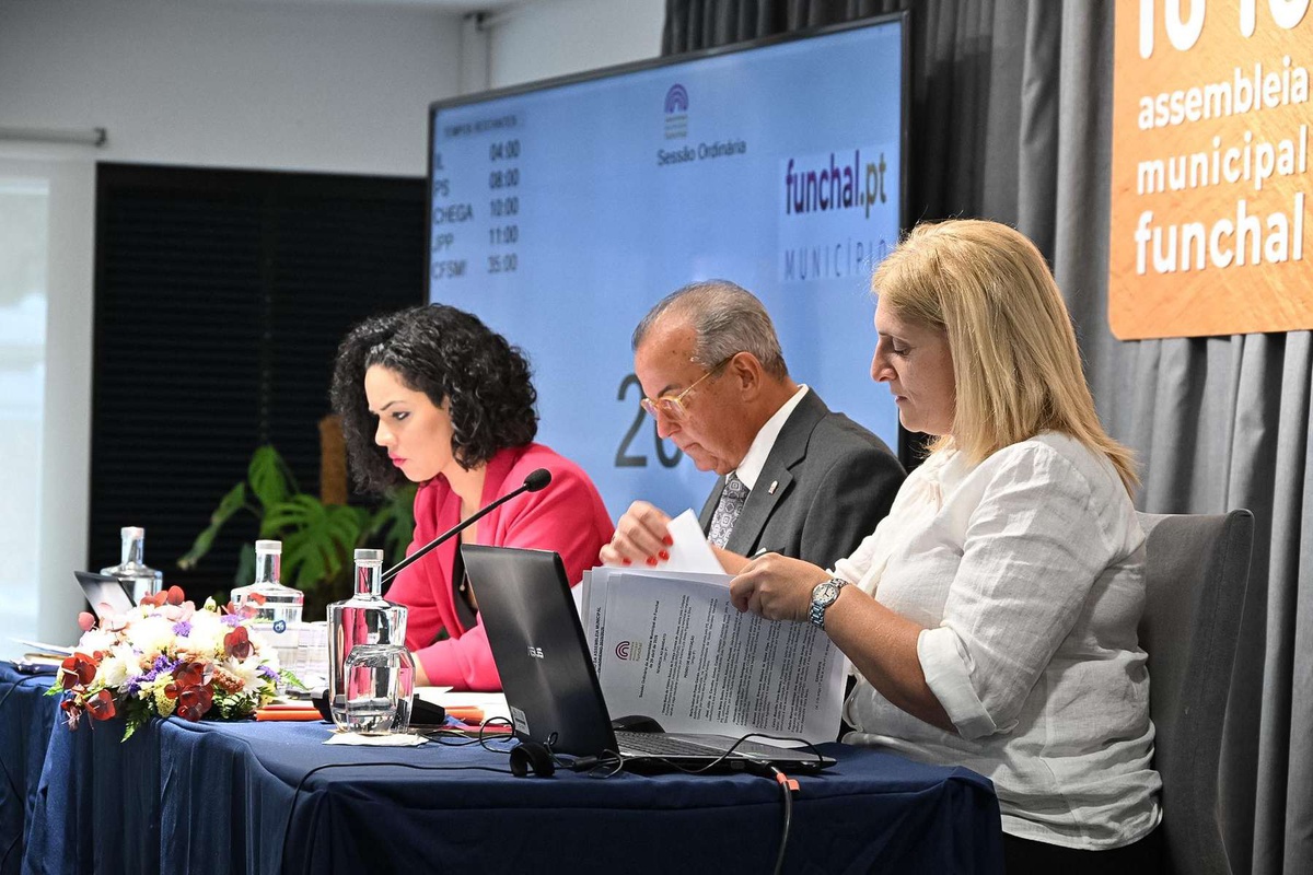 Nova composição da mesa da Assembleia Municipal do Funchal&nbsp;