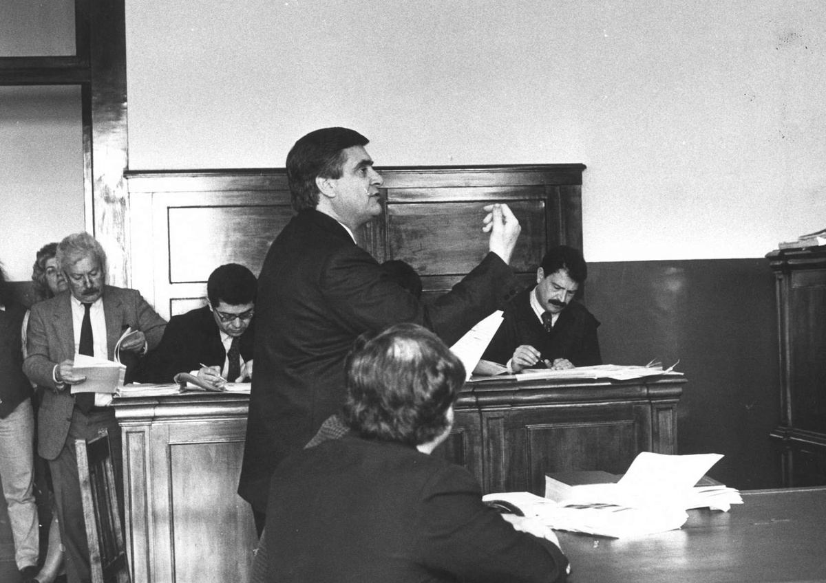 No Tribunal de Santa Cruz, durante o julgamento do padre Frederico Cunha, em 1993