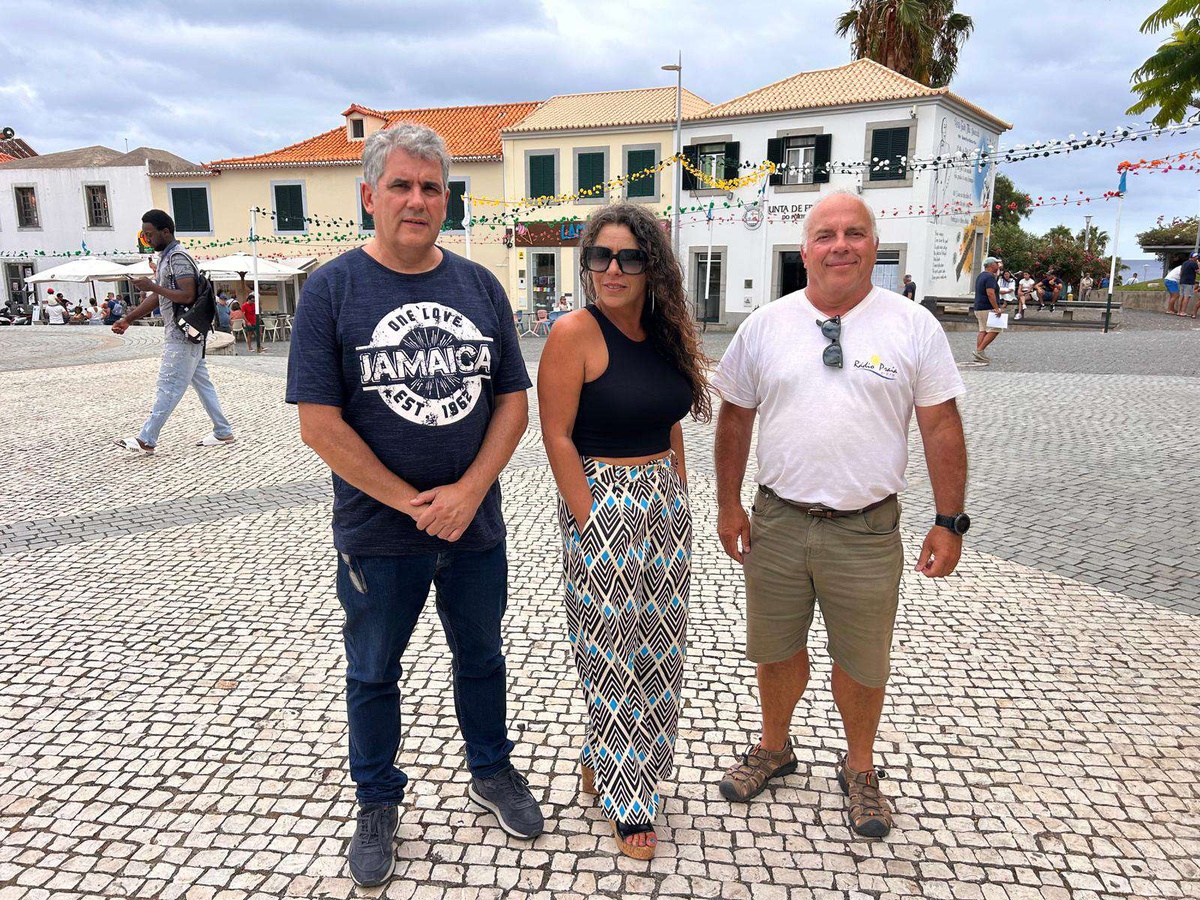 Ricardo Miguel Oliveira,&nbsp;director da Rádio Praia, com&nbsp;Sónia Soares e Gonçalo Maia.