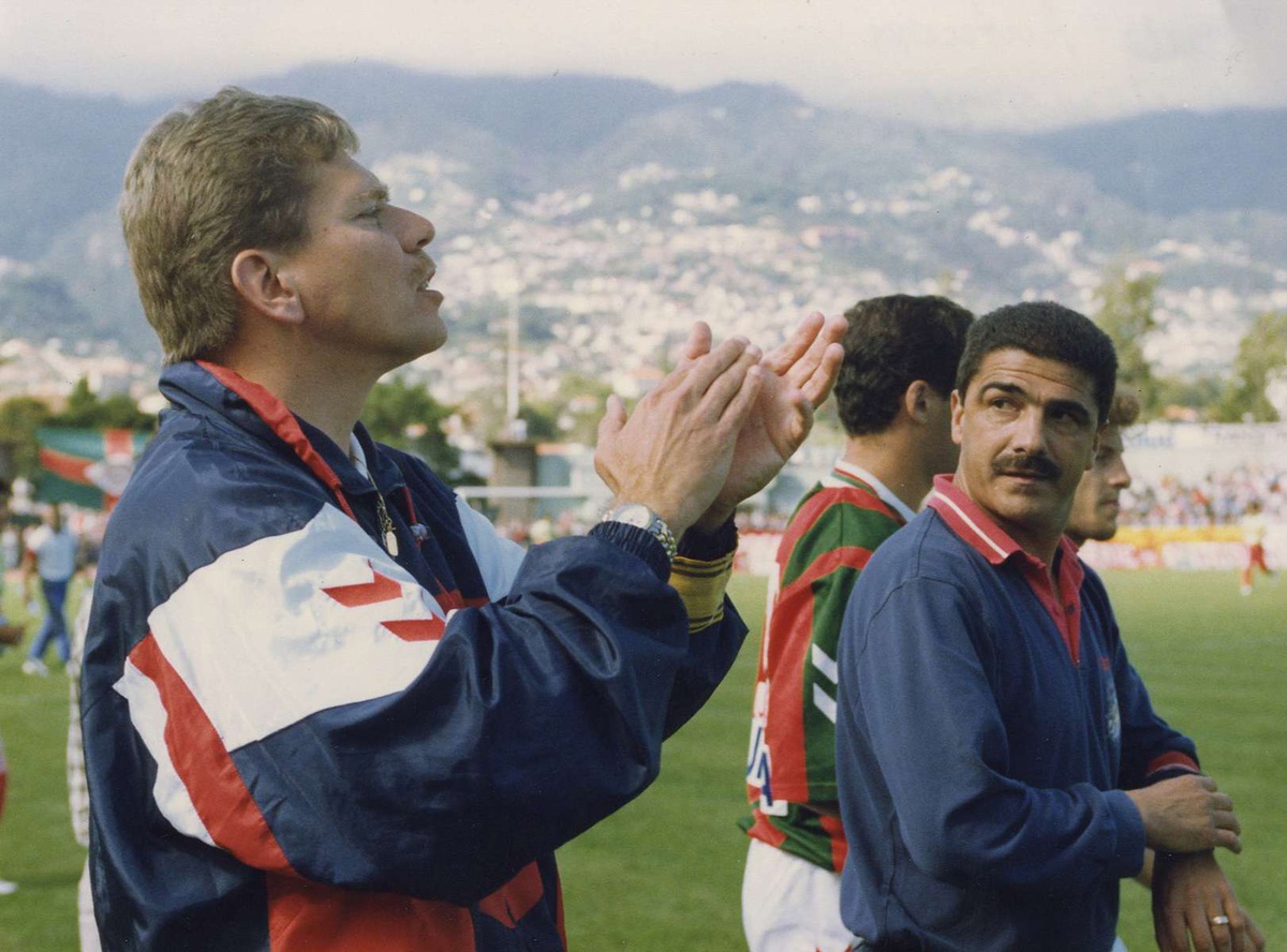 Paulo Autuori esteve no Marítimo em dois períodos, o mais longo foi de 2 anos e 9 meses.