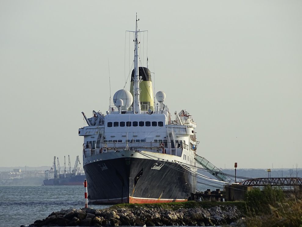 Fotos DR/Sérgio Ferreira/Bruno Simão/Google Maps