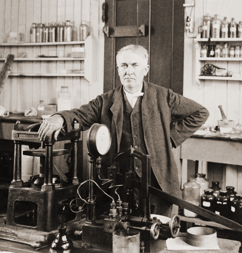 Thomas Edison, inventor e empreendedor norte-americano