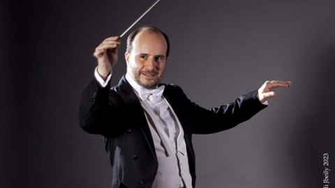 Gianluca Marcianò é o maestro convidado