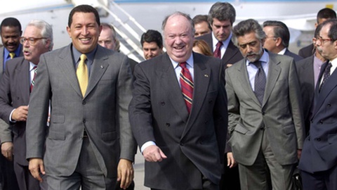 Em 2001, durante a sua visita à Madeira, o então presidente Hugo Chávez sugeriu uma geminação de uma localidade madeirense e a ilha de Margarita. Essa proposta não chegou a avançar. Foto Rui Marote