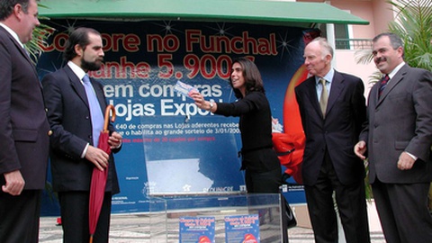 Isabel Rodrigues está há vários anos ligada a cargos de chefia na administração pública regional, tendo já assumido várias 'pastas' enquanto directa regional.&nbsp;