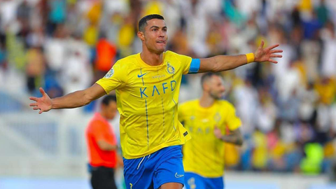 O Al-Nassr vai à final da Champions árabe e Ronaldo marcou o golo que valeu  a qualificação