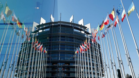 Comissão, Parlamento e Conselho alinham-se para fazer as leis em Bruxelas.&nbsp; &nbsp;