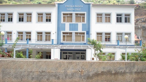 O caso do aluno da escola primária de Santa Cruz já tinha sido noticiado pelo DIÁRIO no passado sábado. Foto DR