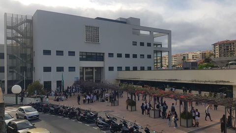 Colóquio acontece no Campus da Penteada, na Sala do Senado.