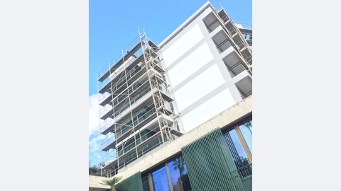 Fachada do hotel Quinta do Sol