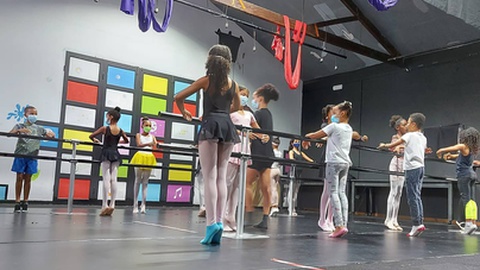 Foto: Facebook da Escola de Dança do Funchal