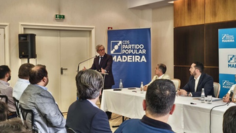 Órgãos do CDS reuniram esta quinta-feira.&nbsp;