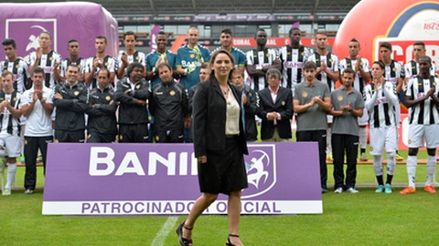 Margarida Camacho, que move agora um processo contra o Nacional, elenca uma série de seis questões.
