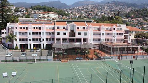 Um dos novos casos diz respeito a um aluno da Escola da Apel. Foto DR