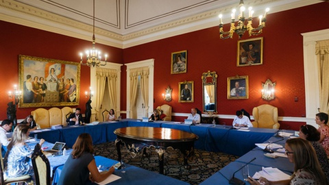 A Reunião de Câmara acontece às quintas-feiras.